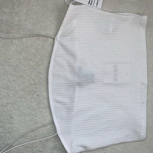 2set Ribbed Cropped Cami & a white cropped cami